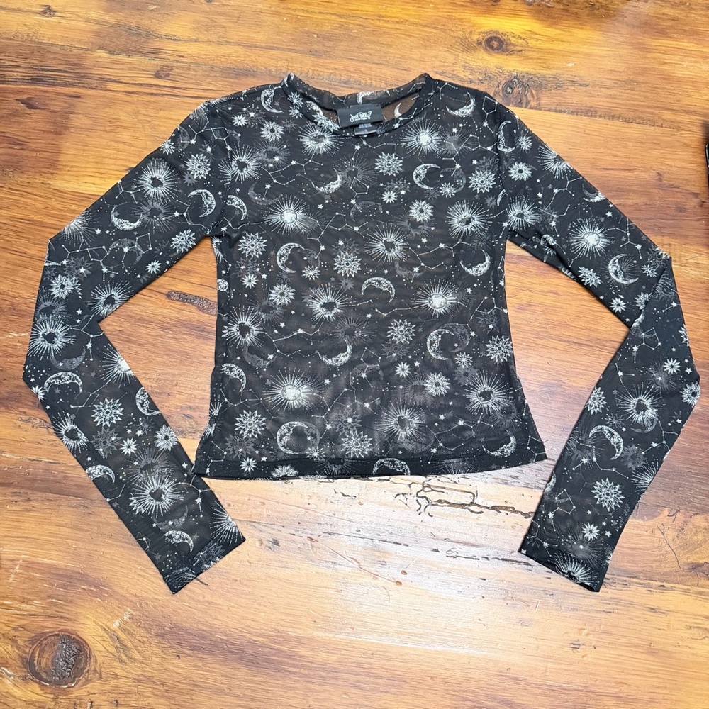 Just Polly Sheer Sun/moon Crop top (S)
